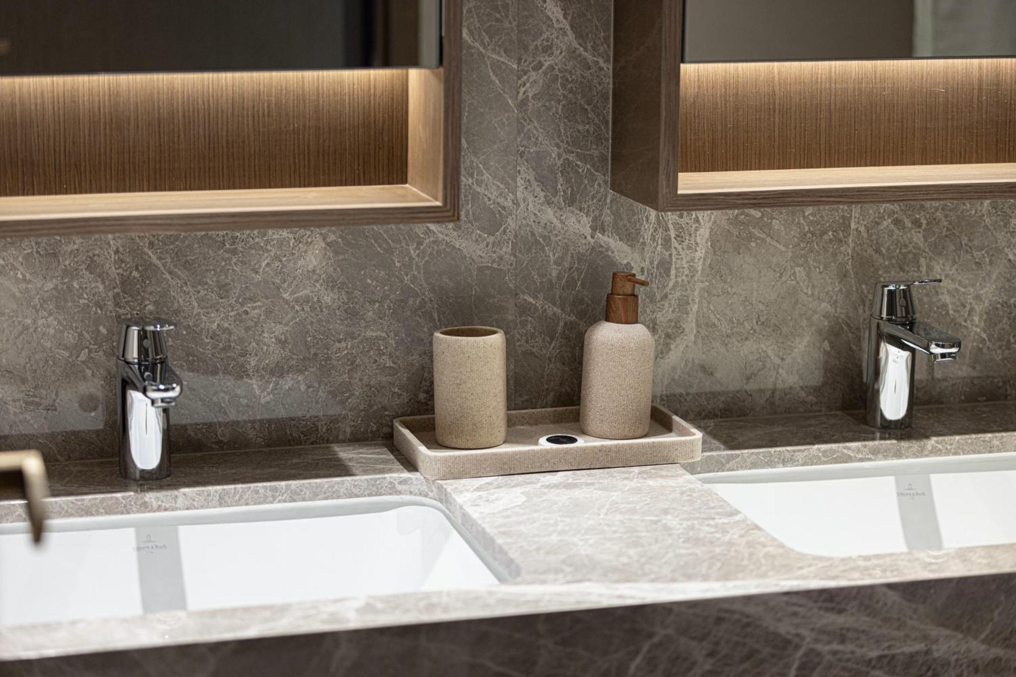 Apartment Luxe 4br With Panoramic Views L Marina & Burj *