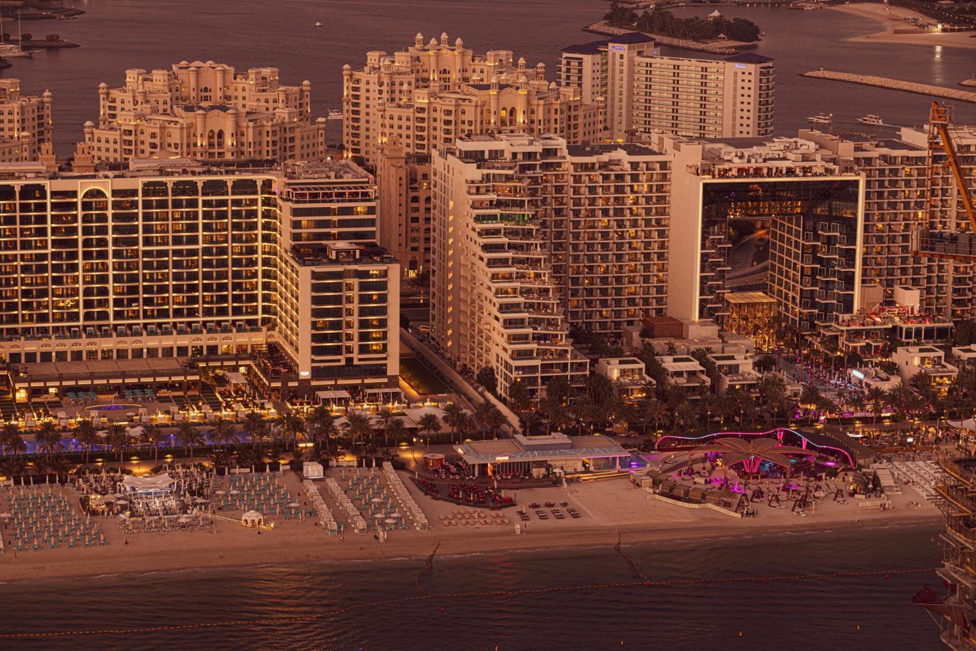 Luxe 4br With Panoramic Views L Marina & Burj Dubai