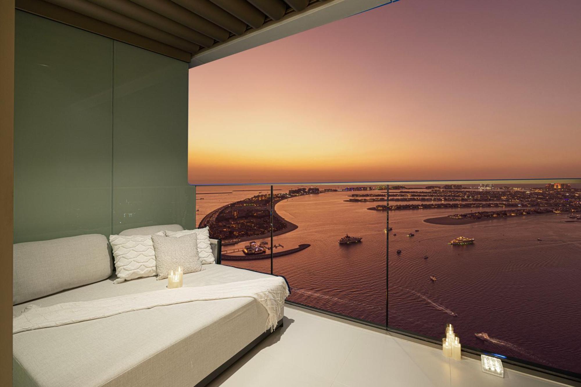 Luxe 4br With Panoramic Views L Marina & Burj Dubai