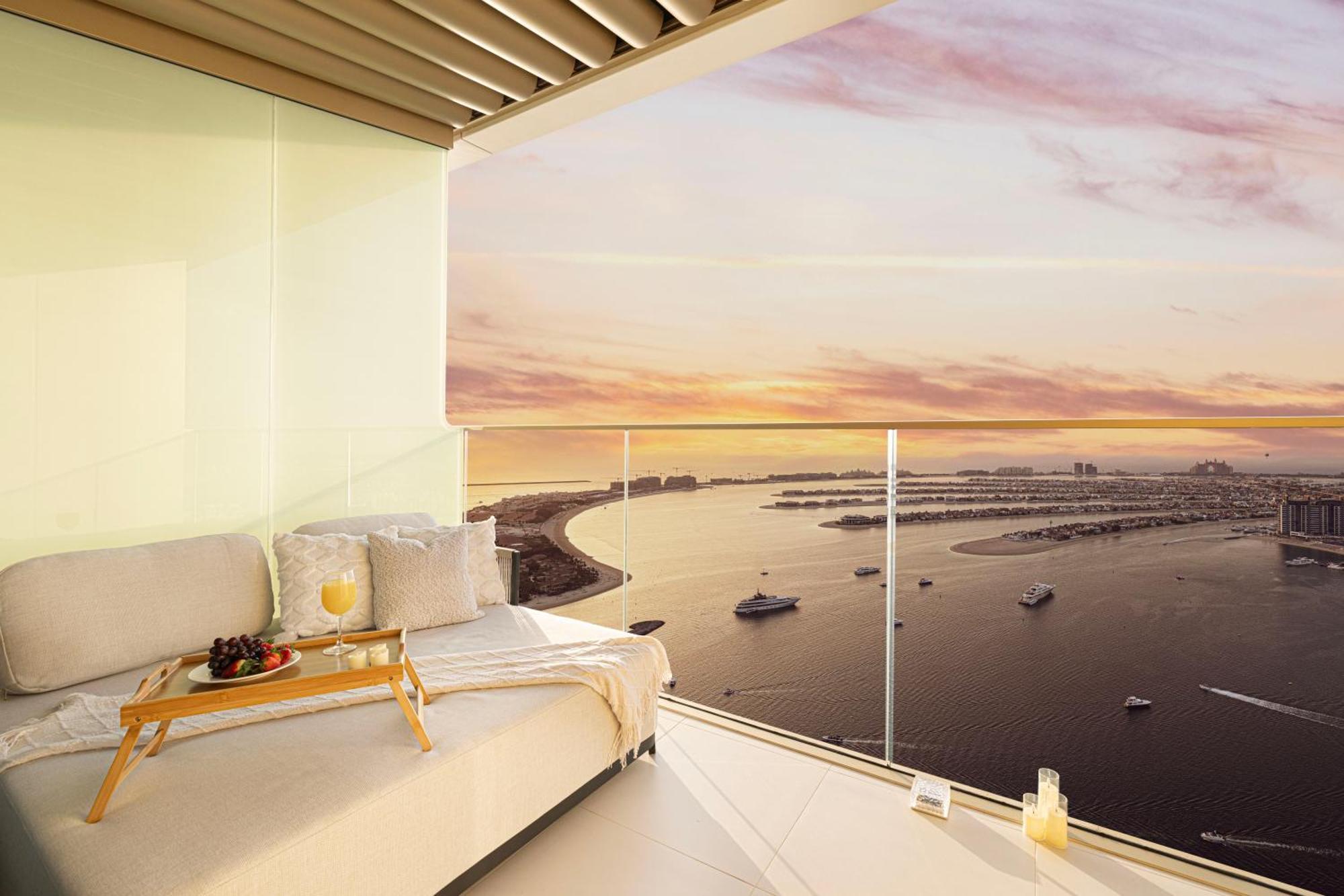Luxe 4br With Panoramic Views L Marina & Burj Apartment Dubai
