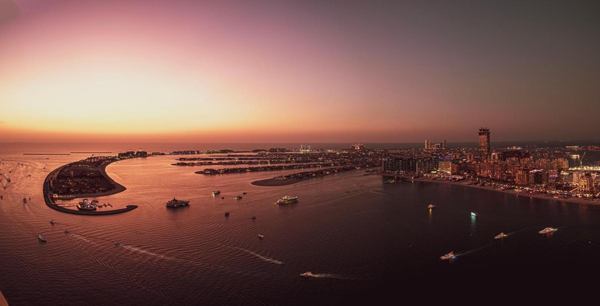 Luxe 4br With Panoramic Views L Marina & Burj *